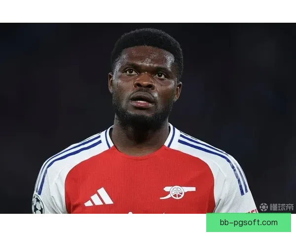 卡尔多纳正式免签加盟比利亚雷亚尔引发关注