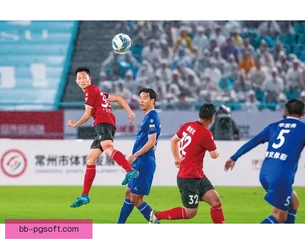 利物浦因防线伤病潮提前召回苏超凯尔特人租借中后卫纳特·菲利普斯